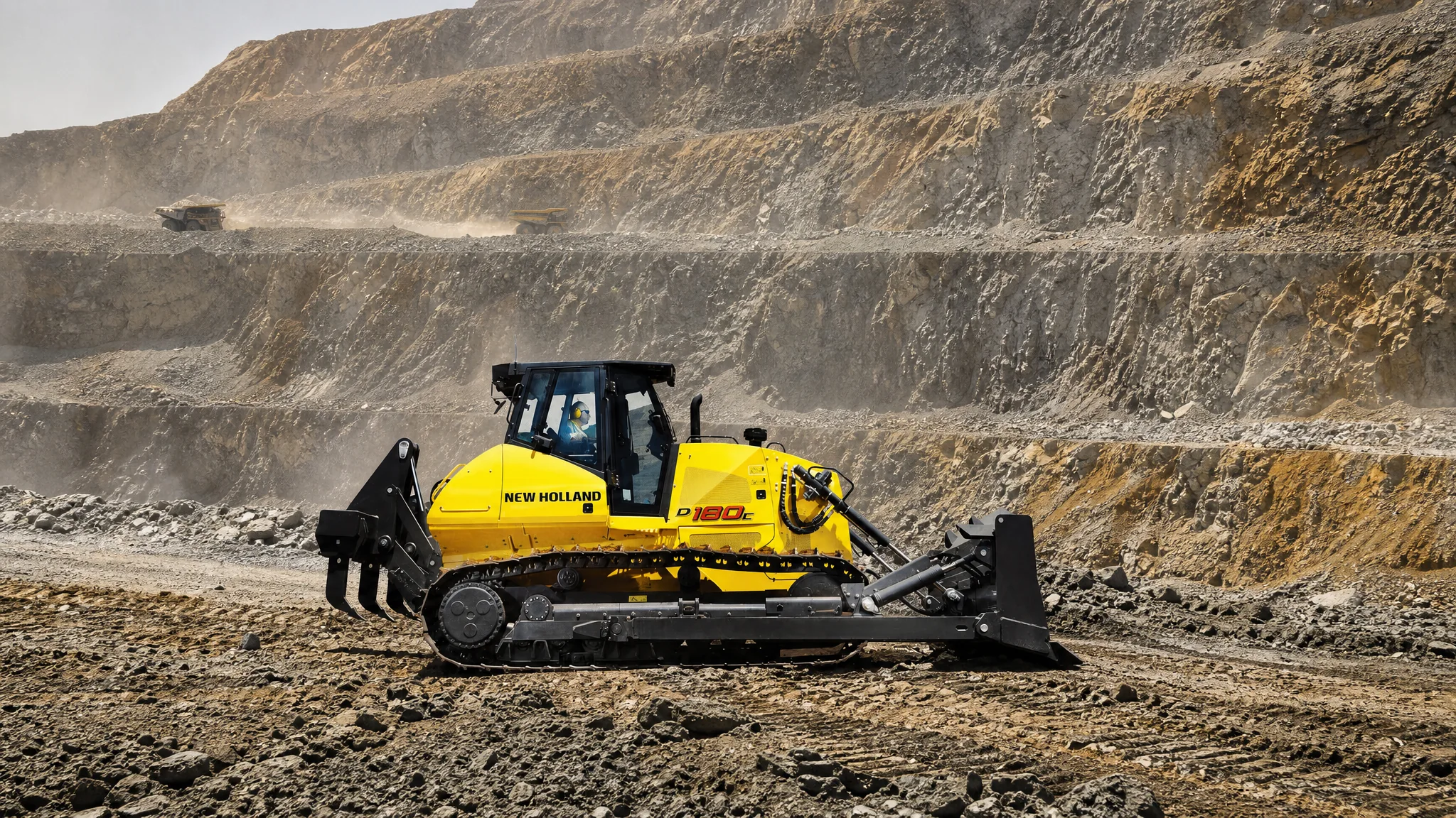 Tractor de orugas New Holland D180C — Minería