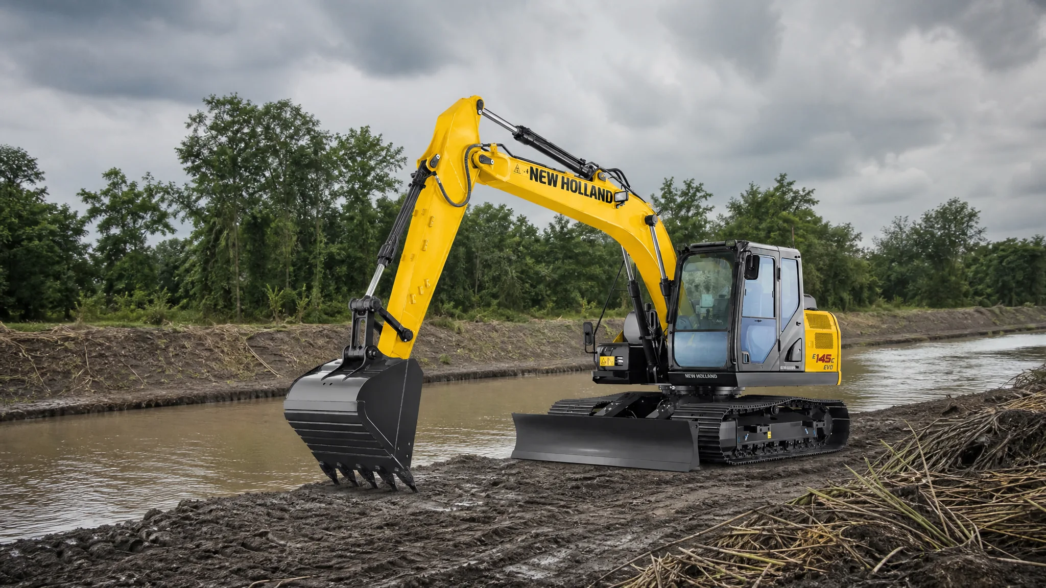 Excavadora hidráulica New Holland E145C EVO — Obras hidráulicas y drenajes